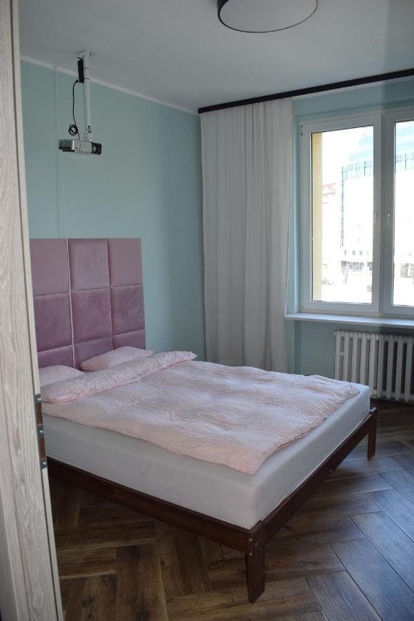 Apartamento Apartament 3 Pokoje Balkon 50M2 Wyposazone Parking Breslavia Exterior foto